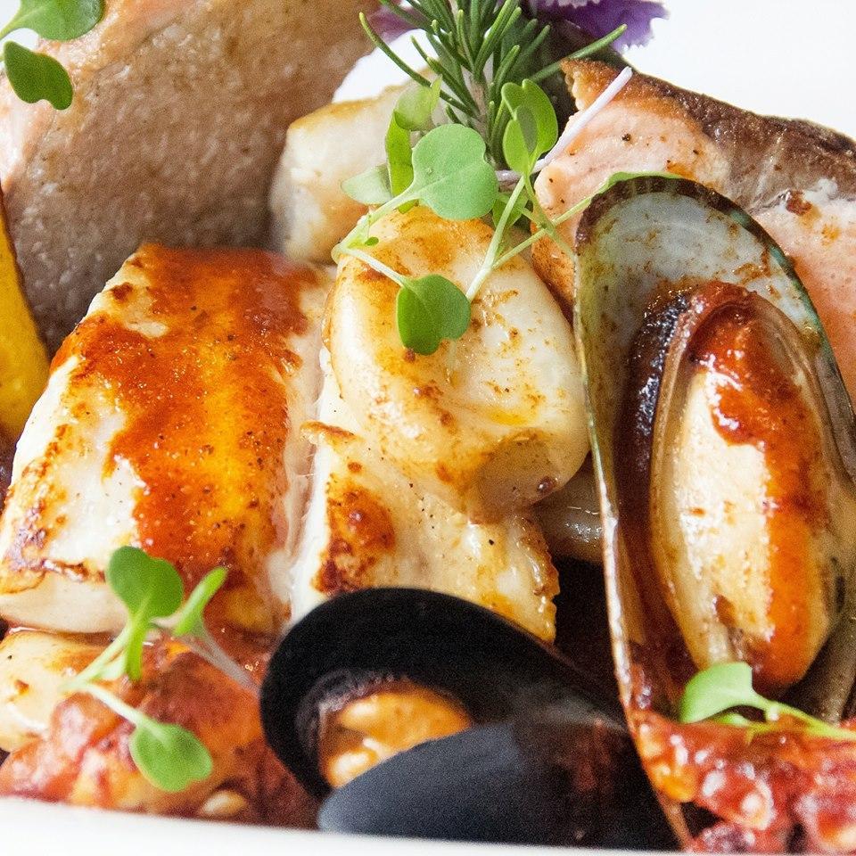 CVI.CHE 105 Restaurante en Miami, Comida Peruana